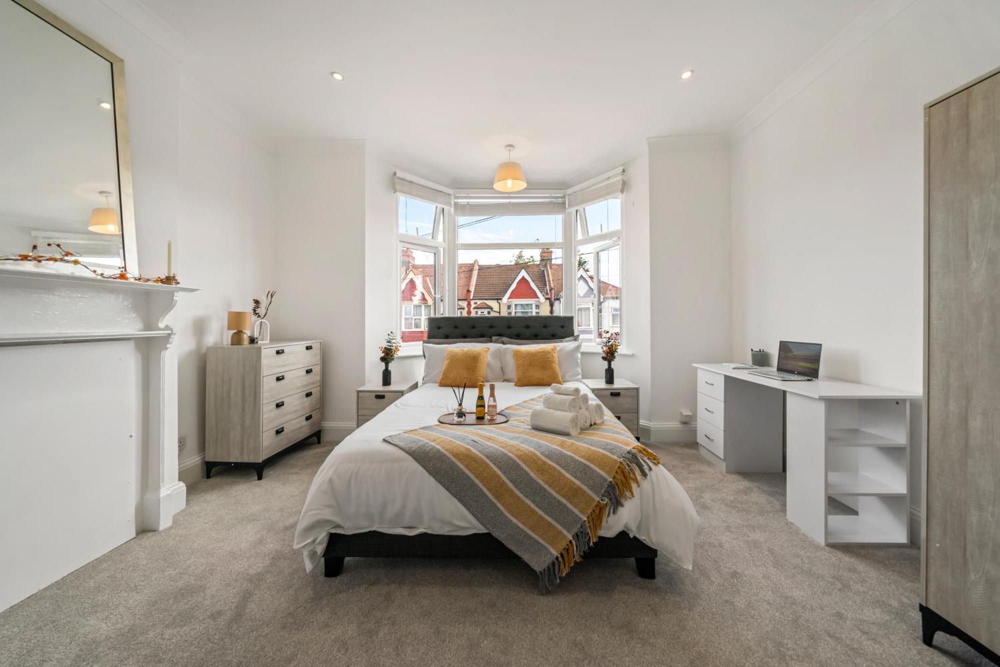 2025 Award Winning - 2 Bedroom Luxury Apartment Next To Wembley Stadium Londra Exterior foto