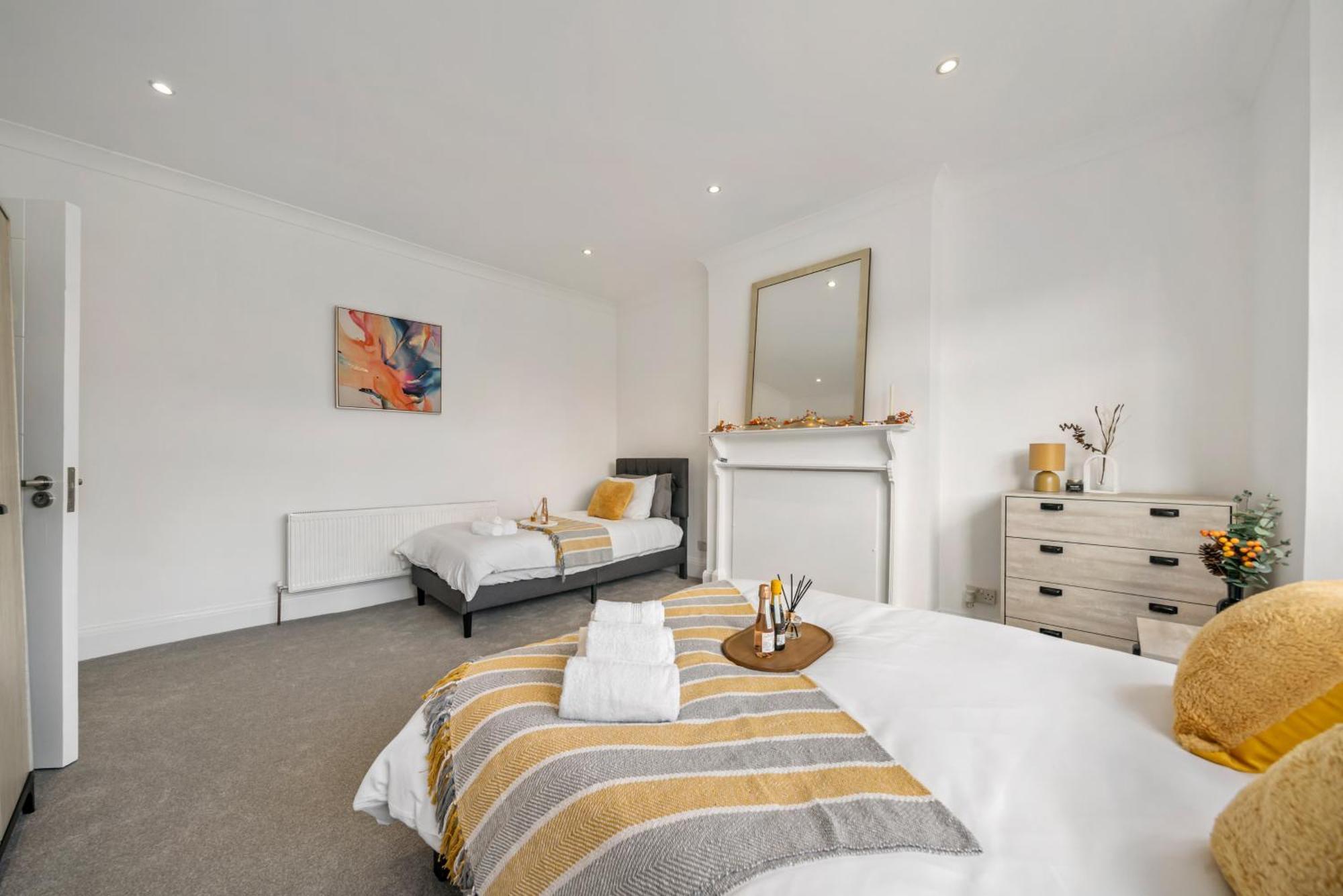 2025 Award Winning - 2 Bedroom Luxury Apartment Next To Wembley Stadium Londra Exterior foto
