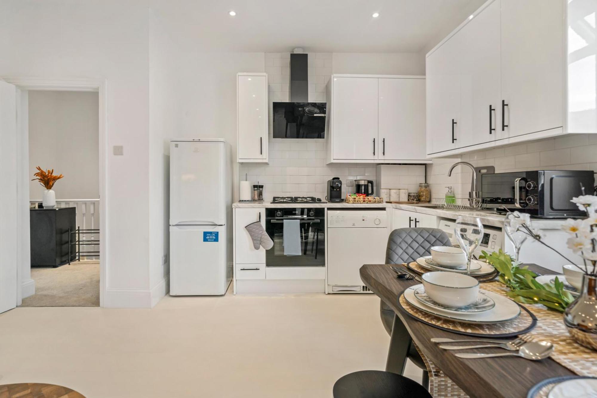 2025 Award Winning - 2 Bedroom Luxury Apartment Next To Wembley Stadium Londra Exterior foto